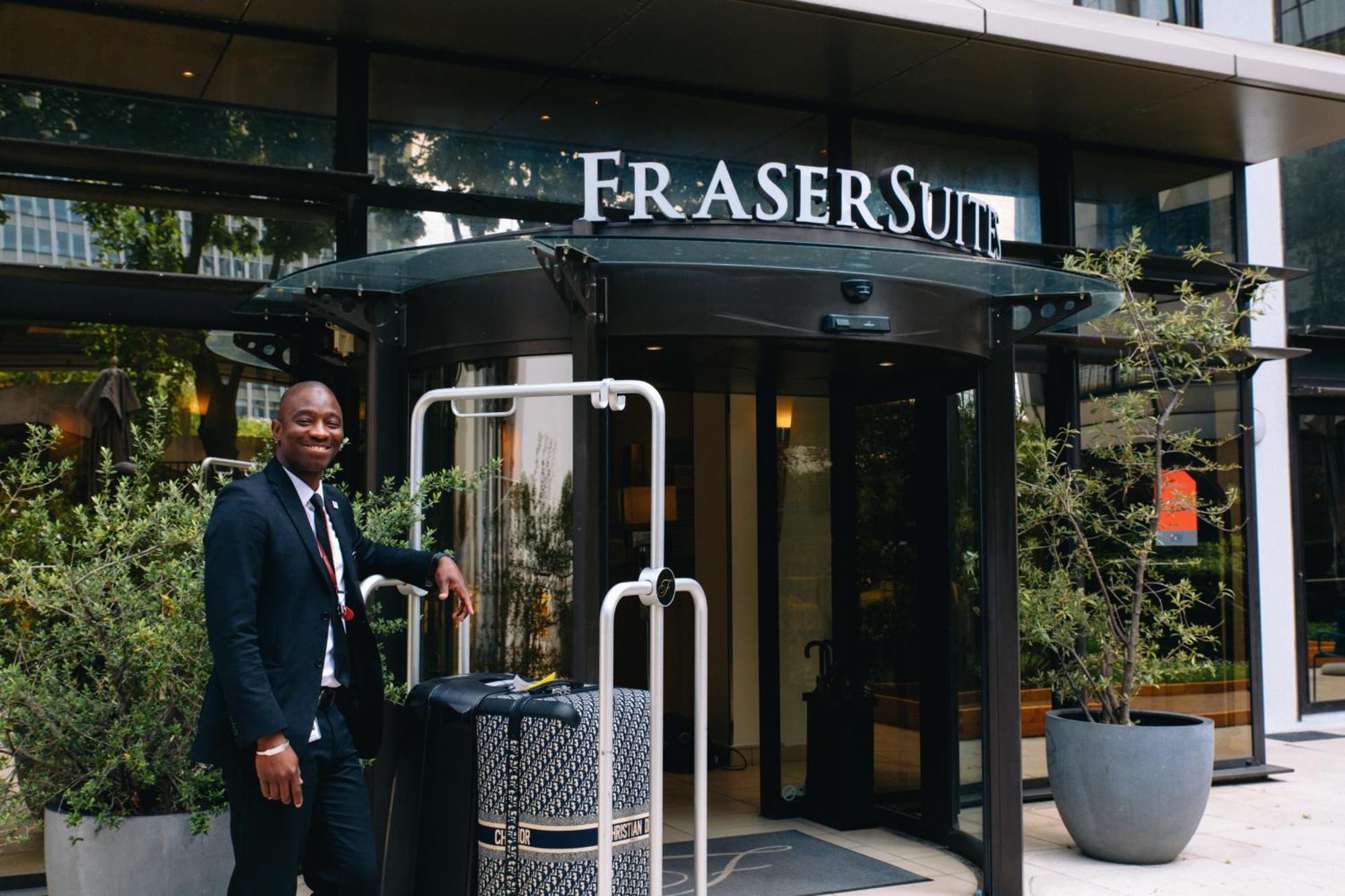 Fraser Suites Paris La Defense Courbevoie Exterior photo Fraser Suites Paris